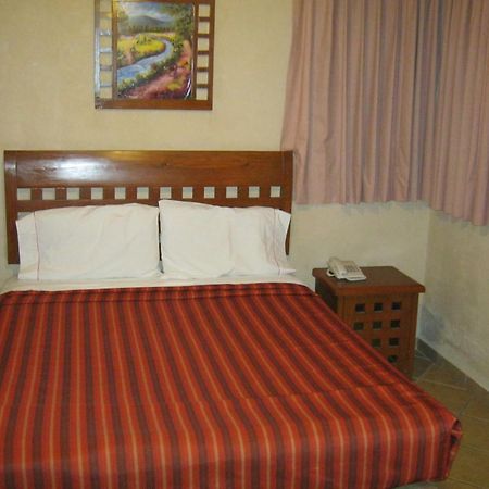 Hotel Real Santa Maria Cuernavaca Exteriör bild